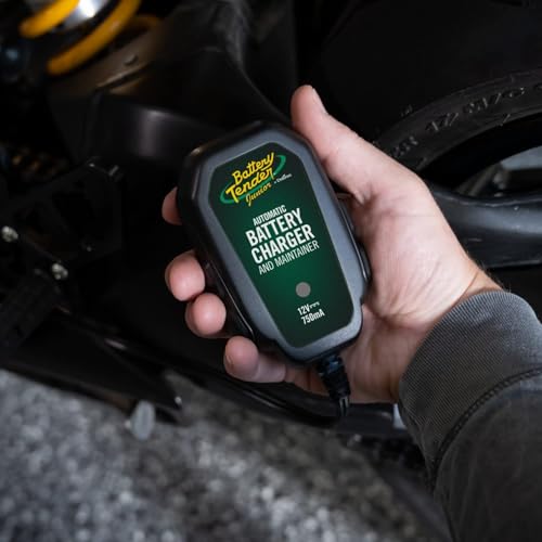 Battery Tender Junior 12V, 750mA Charger and Maintainer: - Product Imagery
