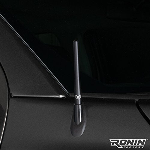 RONIN FACTORY Truck Antenna for Ford F150 F250 F350 Super Duty - Product Imagery