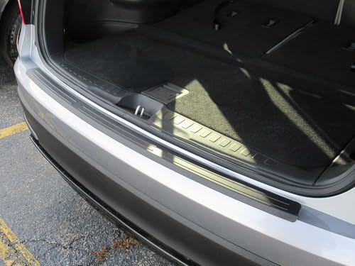 WeatherTech Custom BumperTopper for Honda Pilot, Rear Bumper - Product Imagery