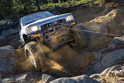 WARN 96805 VR8-S Electric 12V Winch with Synthetic Rope: 3/8" - Product Imagery